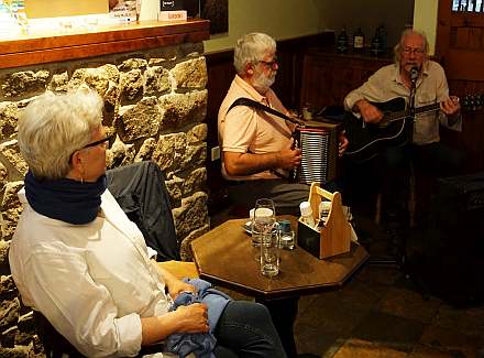 Music in Irish Pub